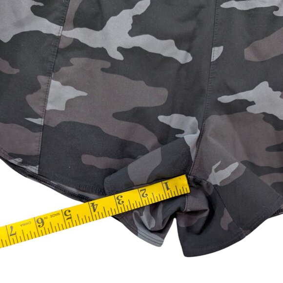 Athleta Running Free Shorts Womens Black Grey Camouflage Lined Athletic Size XS - Picture 9 of 11